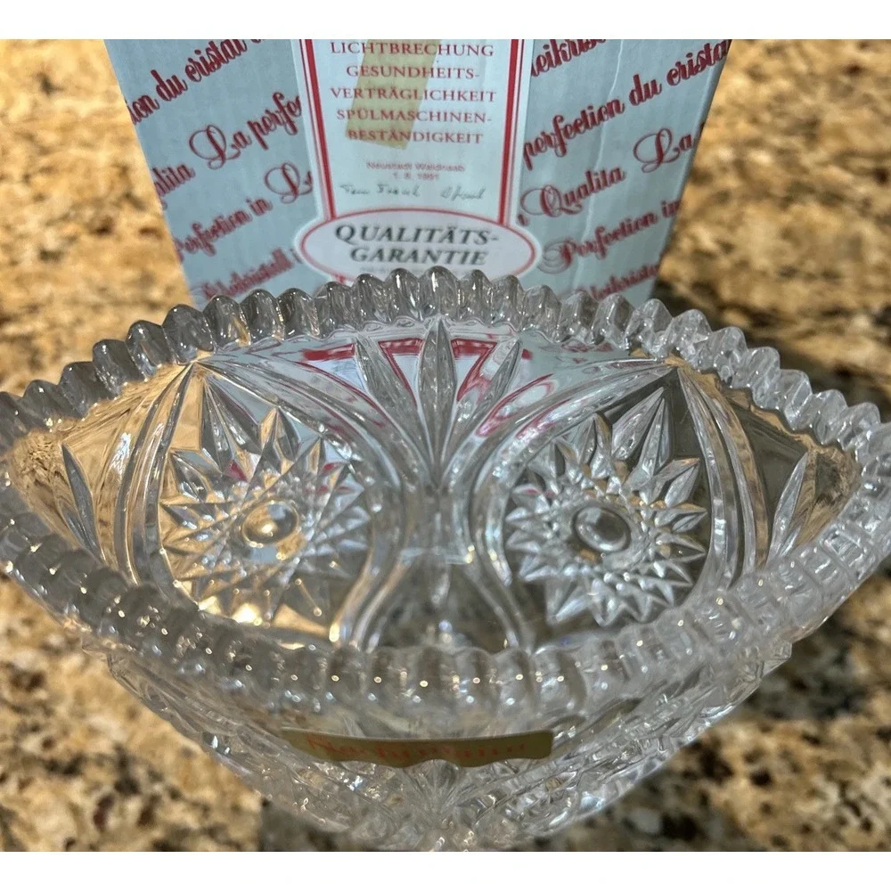 Vintage Nachtmann Bavarian Clear Crystal Vase Florenz New w/Original Box Navette